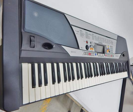 Yamaha Brand PSR-GX76 Model Electronic Keyboard/Piano image number 2
