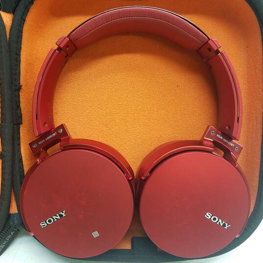 Sony MDR-XB950BT Red Headphones With Case image number 10