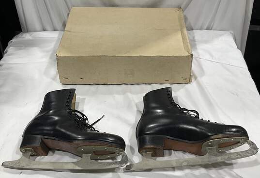 Lot Of 2 Decorative Ice Skate Pairs image number 8