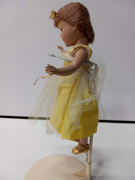 Vintage Unbranded Composite Doll image number 3