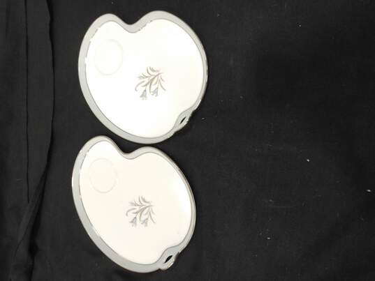14pc Set of Assorted Bluebell Bone China Dishware image number 2