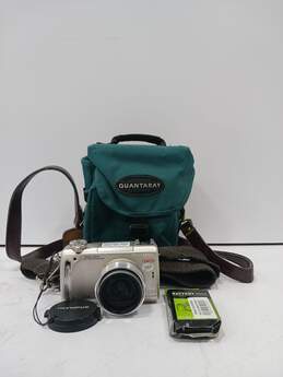 Olympus C770 Digital Camera & Accessories in Bag