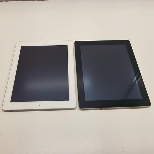 Apple iPad 2 (A1395) - Lot of 2 (For Parts Only) image number 1