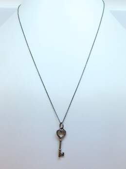 Tiffany & Co 925 Sterling Silver Open Heart Key Pendant Necklace 2.9g alternative image