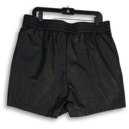 NWT Womens Black Pleated Slash Pocket Elastic Waist Chino Shorts Size 14 alternative image
