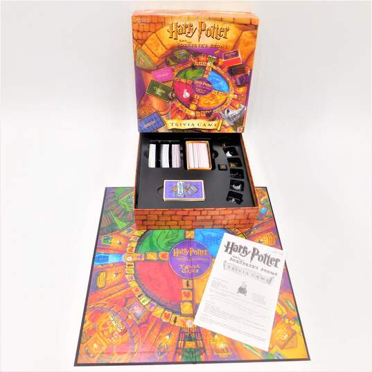 2000 Mattel Games Harry Potter And The Sorcerer's Stone Trivia Board Game image number 1