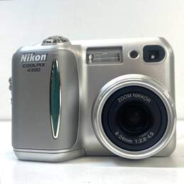 Nikon Coolpix 4300 4.0MP Compact Digital Camera