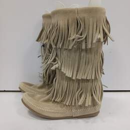 Minnetonka Women's Tan Suede 3 Layer Fringe Boots Size 8