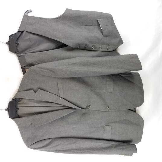 Perry Ellis Men Grey Vest & Blazer 40L image number 1