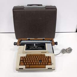 Vintage Smith-Corona Coronamatic 2200 Electric Typewriter In Case