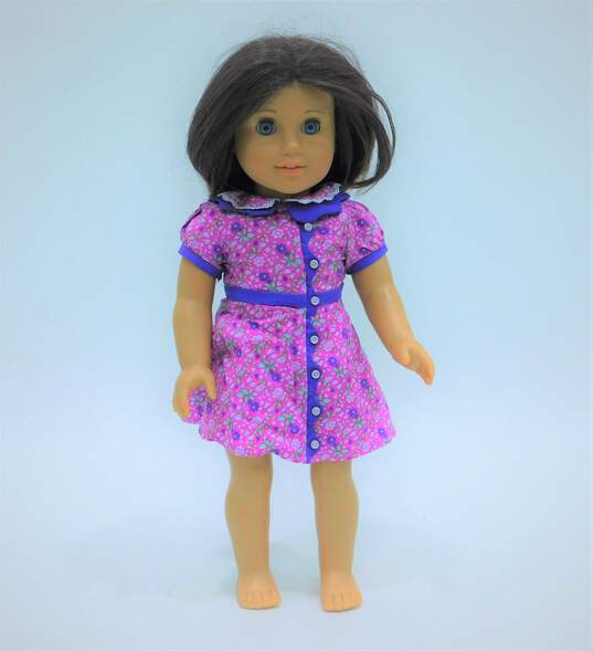 American Girl Chrissa Maxwell 2009 GOTY Doll W/ Ruthie Smithen's Dress image number 1