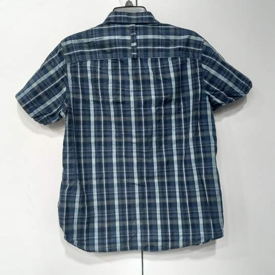 North Face Short-Sleeve Button Up Size Medium image number 2