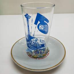 Vintage 1962 Seattle Worlds Fair Souvenir Glass & Saucer
