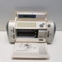 Cricut Personal Electronic Cutting Machine CRV001 alternative image