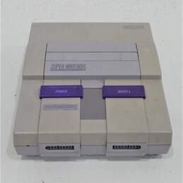 Nintendo SNES Console and Controller Bundle alternative image