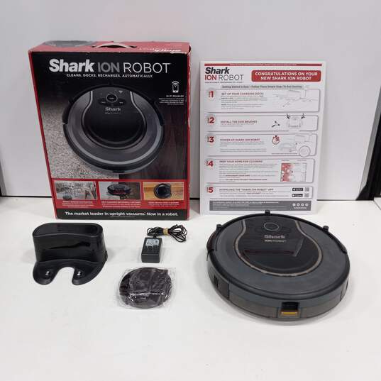 Shark Ion Robot Vacuum IOB image number 1
