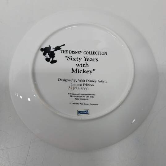 2pc Set of Disney Mickey and Friends Dishes image number 3