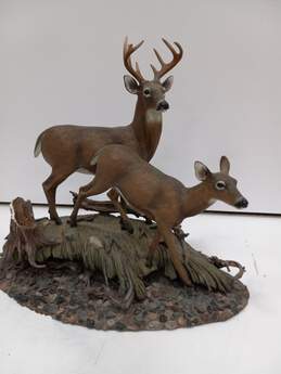On the Alert Danbury Mint White Tail Deer Sculpture -IOB alternative image