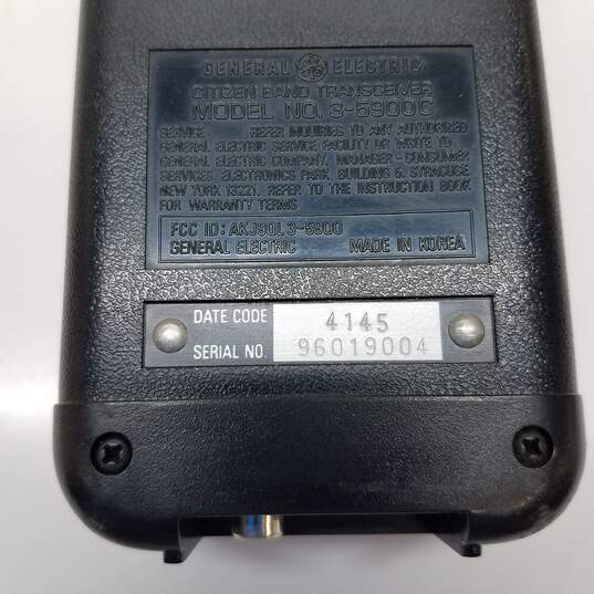 General Electric Citizen Band 2 way emergency radio transceiver image number 4