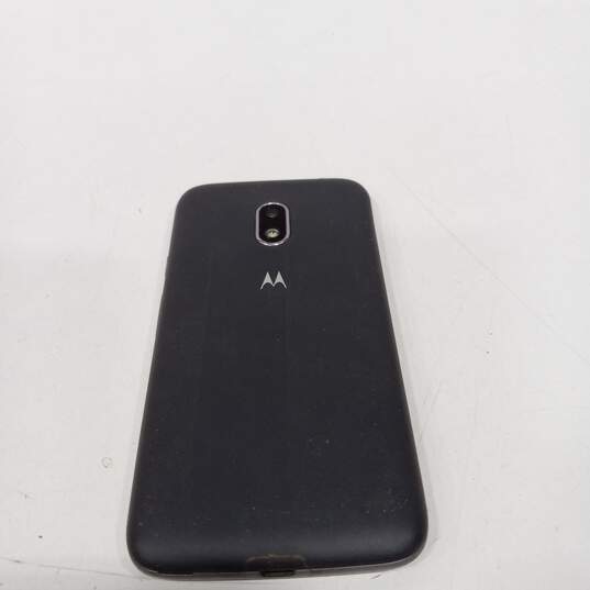 Motorola Cell Phone image number 2