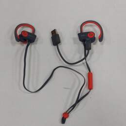 PowerBeats Headphones In Leather Case alternative image