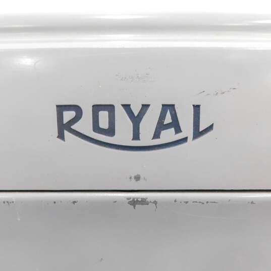 VNTG Royal Brand Metal Gray Manual Typewriter image number 3