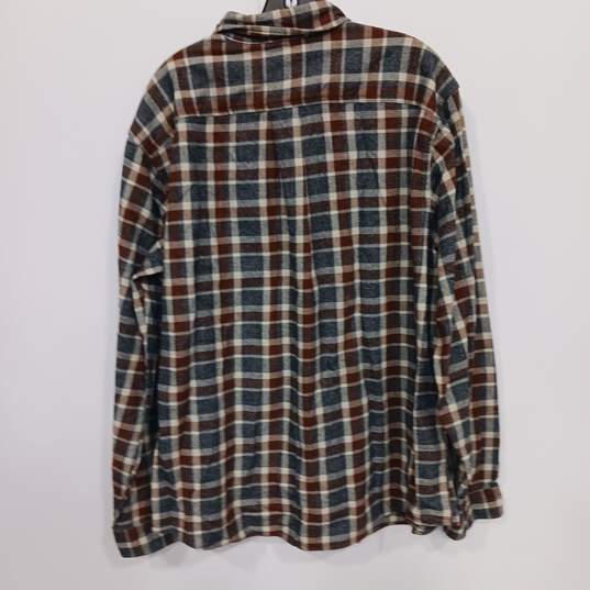 Eddie Bauer Flannel Button Up Shirt Men's Size XL image number 2