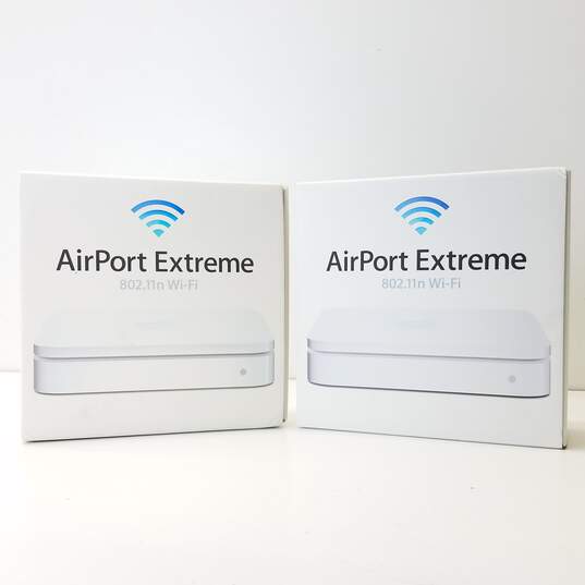Lot of 2 Apple AirPort Extreme Wireless Router Base Stations image number 4