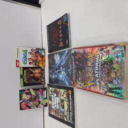 Bundle of 7 Assorted Video Game Guides Books alternative image
