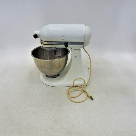 Sold at Auction: Vintage Kitchen Aid KSM90 Mixer
