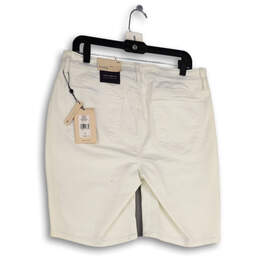 NWT Womens White Briella Denim Light Wash Pockets Bermuda Short Size 12P alternative image
