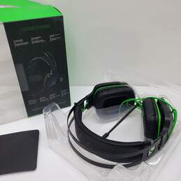 Razer Electra V2 Gaming Headset Black Green IOB Untested P/R alternative image
