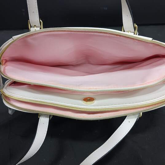 Kenneth Cole White Tote/Shoulder Style Handbag Purse image number 7