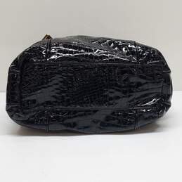 Michael Kors Black Embossed Patent Leather Shoulder Bag alternative image