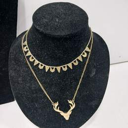 Assorted Metal Costume Jewelry Pieces alternative image