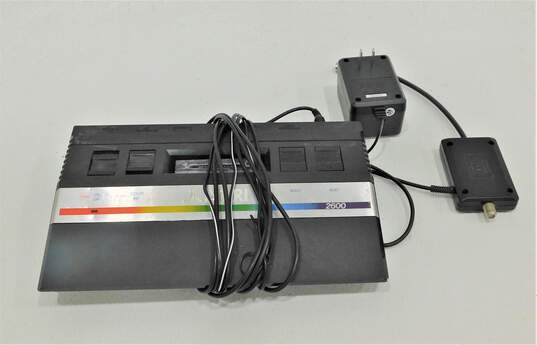 Atari 2600 Junior Console image number 1