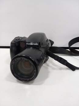 Olympus IS-3 DLX Quartzdate Camera w/Case alternative image