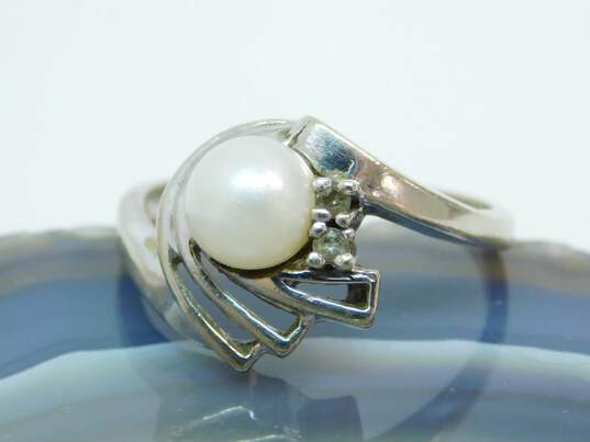 10K White Gold Pearl & Diamond Accent Ring 2.6g image number 7