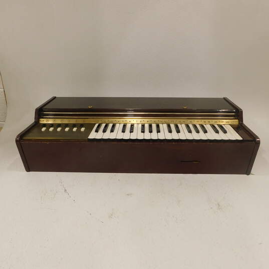 VNTG Delmonico Brand Electronic Chord Organ w/ Power Cable (Parts and Repair) image number 12