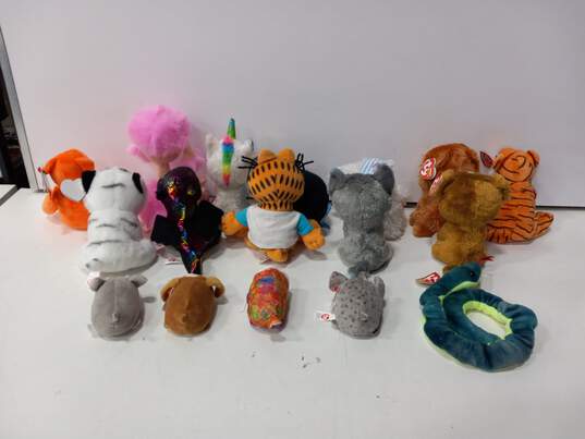 Bundle of 17 Ty Assorted Size Stuffed Plush Animals image number 3