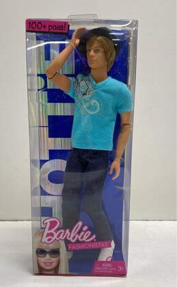 Barbie #T3188 Fashionistas Wave 1 Articulated Hottie Ken 100 Poses Doll NRFB