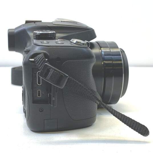 Panasonic Lumix DMC-FZ70 16.1MP Digital Bridge Camera image number 5