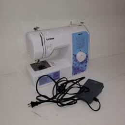 Untested Brother XM2701 Sewing Machine w/ Built In Stitch Patterns P/R