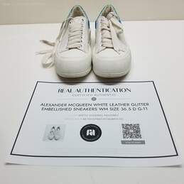AUTHENTICATED Alexander McQueen White Leather Glitter Embellished Sneakers Size 36.5