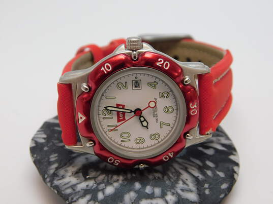 Levi Strauss V-254 Silvertone & Red White Dial Date Japan Movement Leather Band Watch 30.6g image number 1