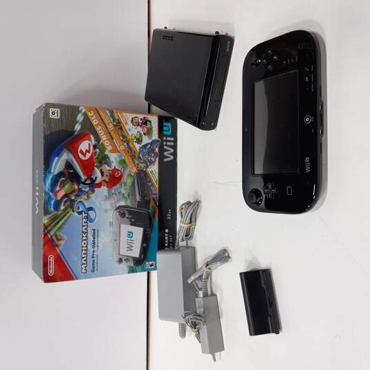 Buy the Nintendo Wii U 32GB Console with Gamepad and Mario Kart 8 Deluxe  Edition Set Model WUP-010(USA) | GoodwillFinds