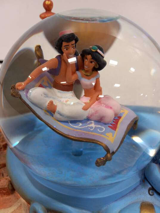 Hallmark HTF Disney Aladdin Snow Globe image number 3