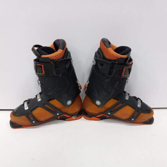 Men's Salomon Quest 12 Alpine Ski Boots Size 28 image number 2