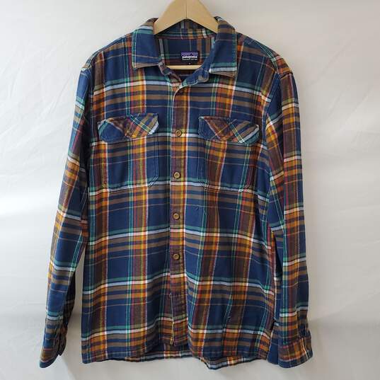 Patagonia Plaid Coton Button Up Flannel Shirt Size Medium image number 1