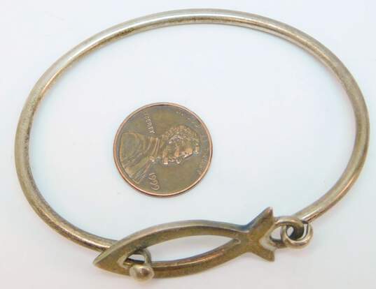 Taxco 925 Vintage Fish Design Hook Bangle Bracelet 15.1g image number 7
